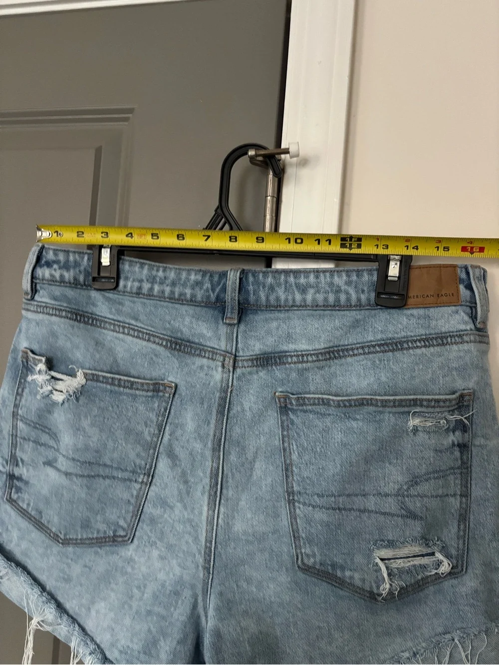 AE Crossover Denim Mom Short